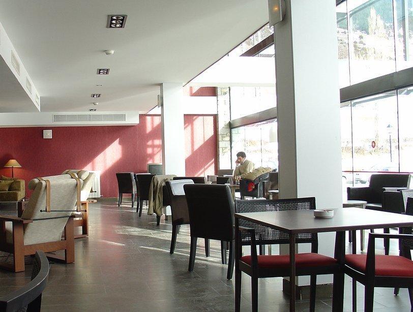 Hg Cerler Hotel ร้านอาหาร รูปภาพ